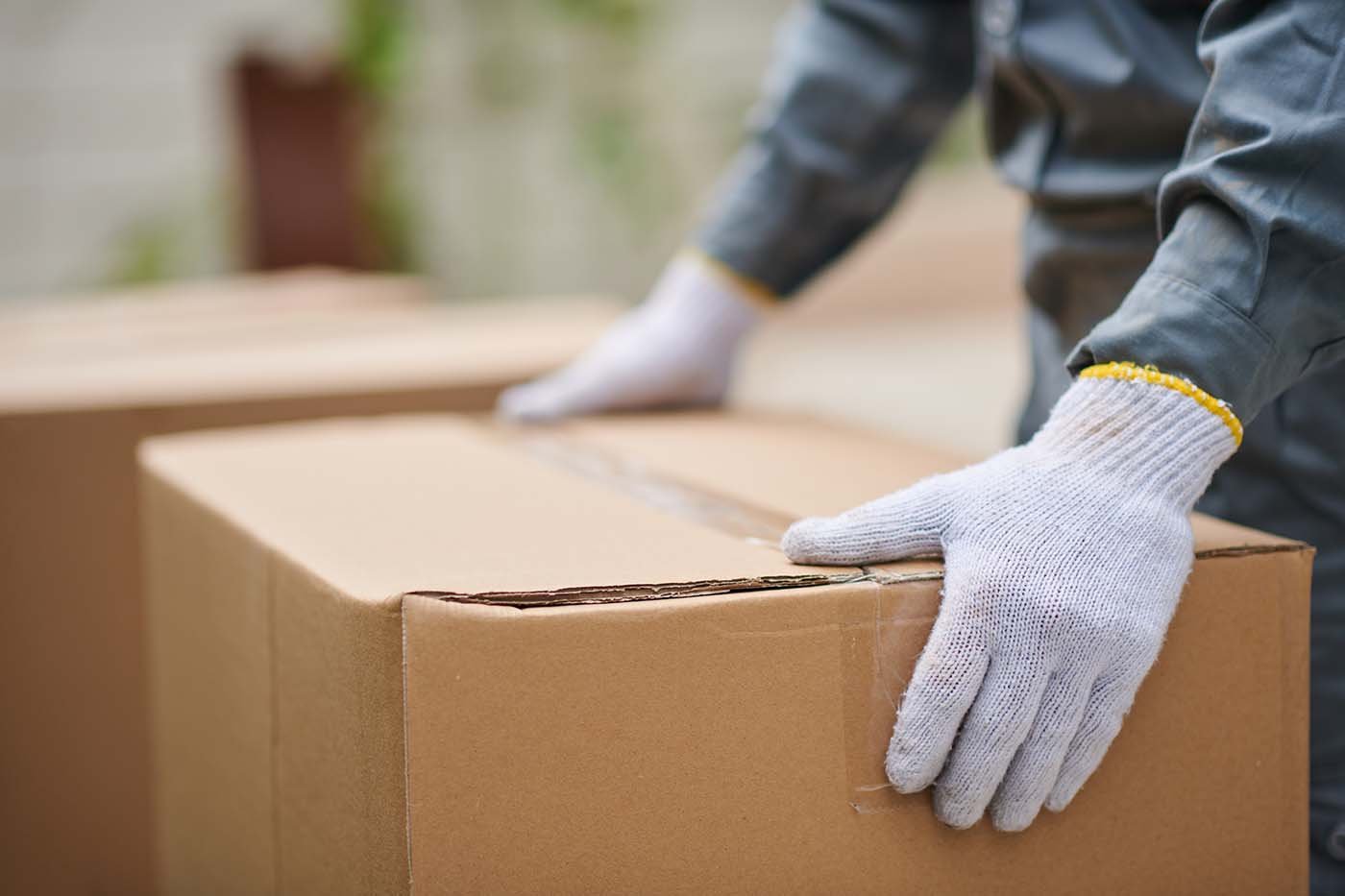 Is manual handling training a legal requirement?